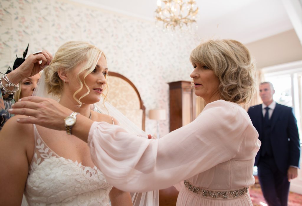 bride getting ready at the sweeney hotel